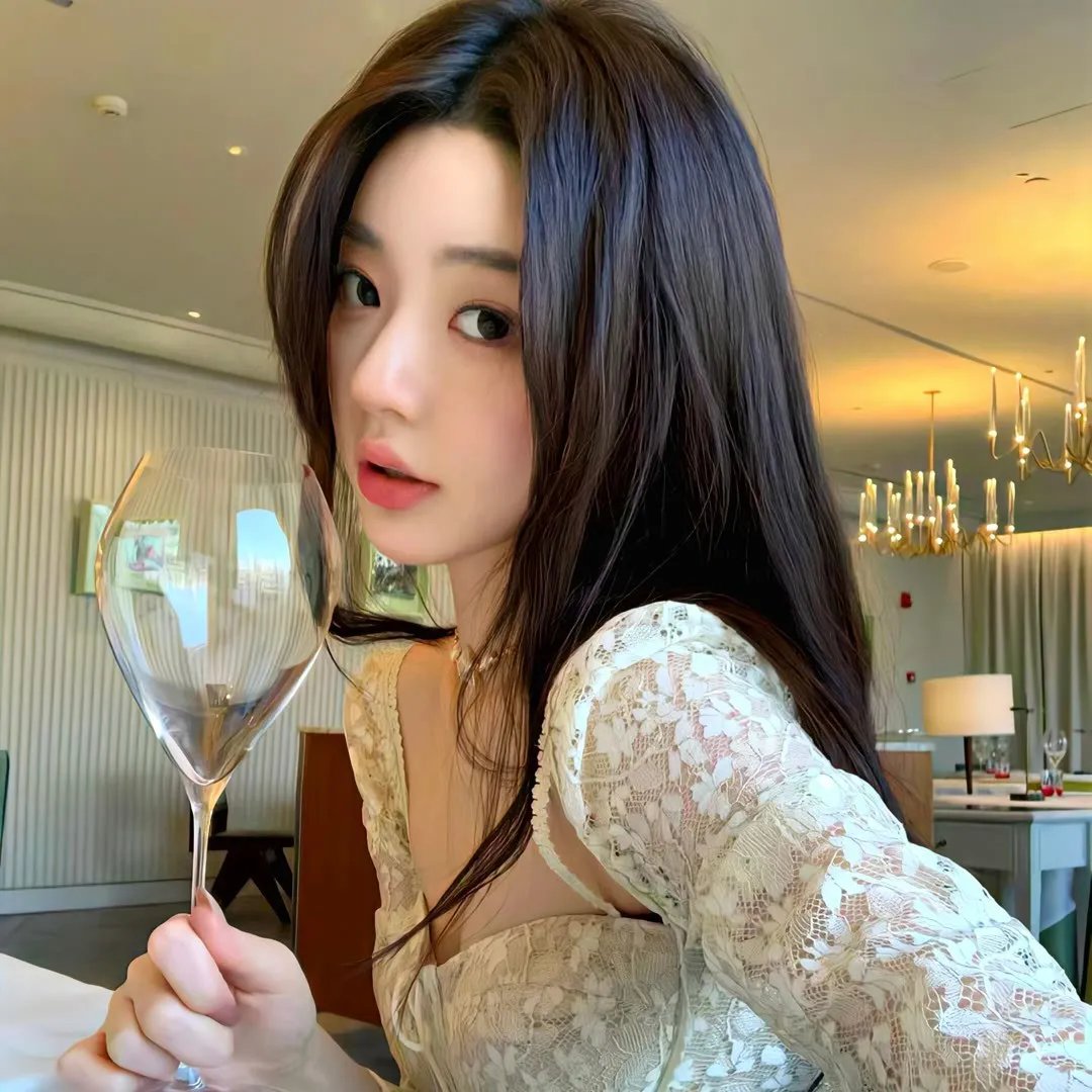 她回来的那天海报